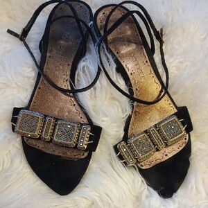 Jessica Bennett Sandals
